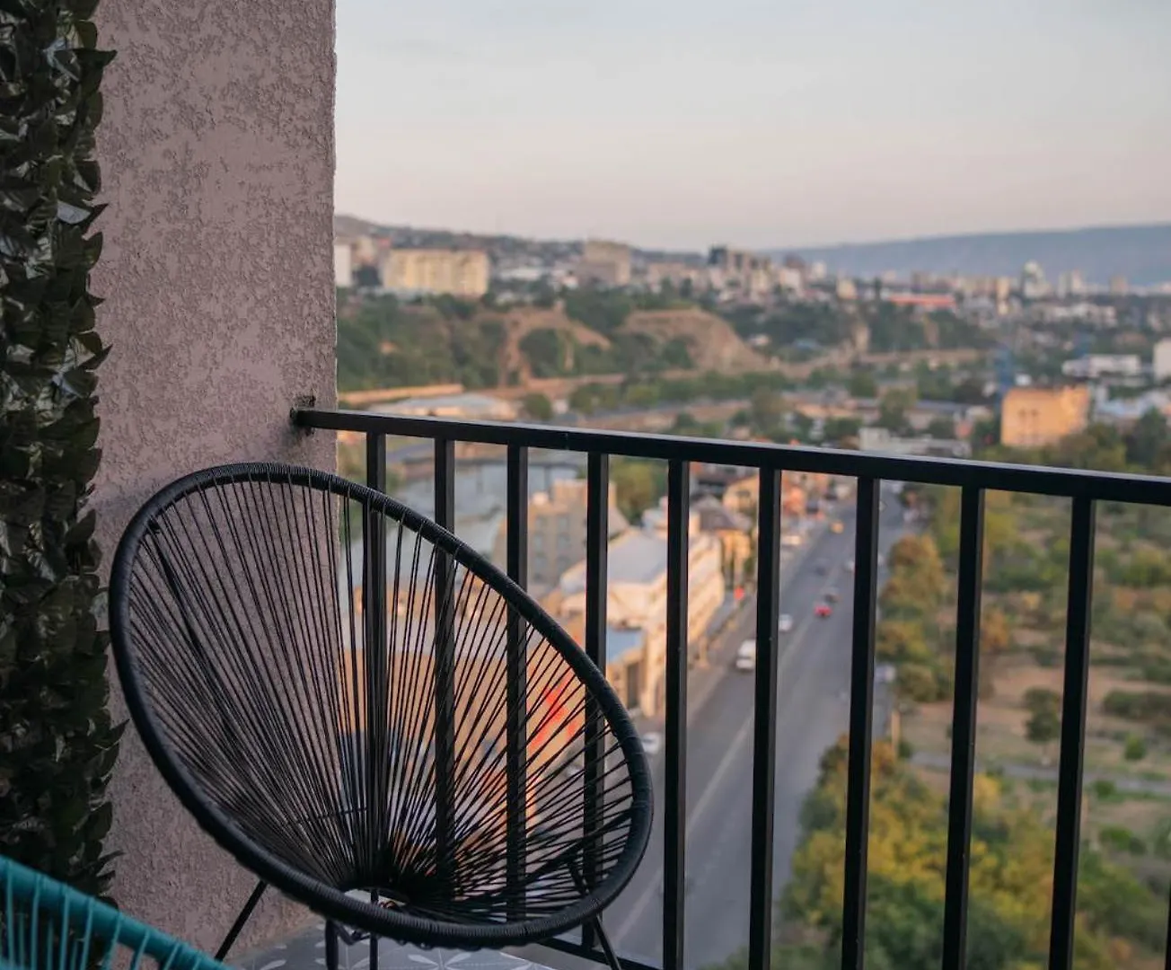 Steampunk Style Apartment With City View Tbilisi